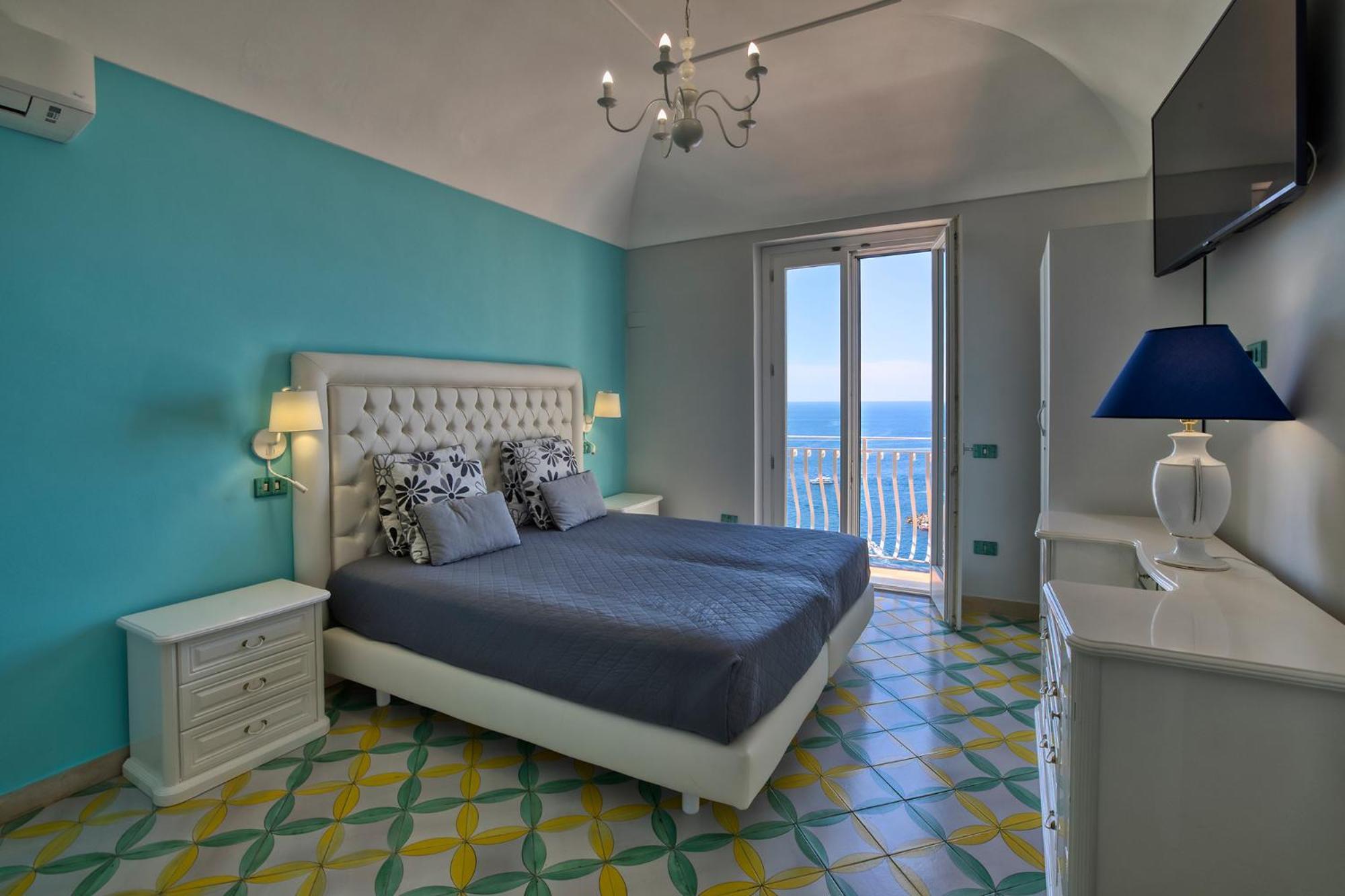 Apartments Amalfi Design Sea View Accessible By 250 Steps Buitenkant foto