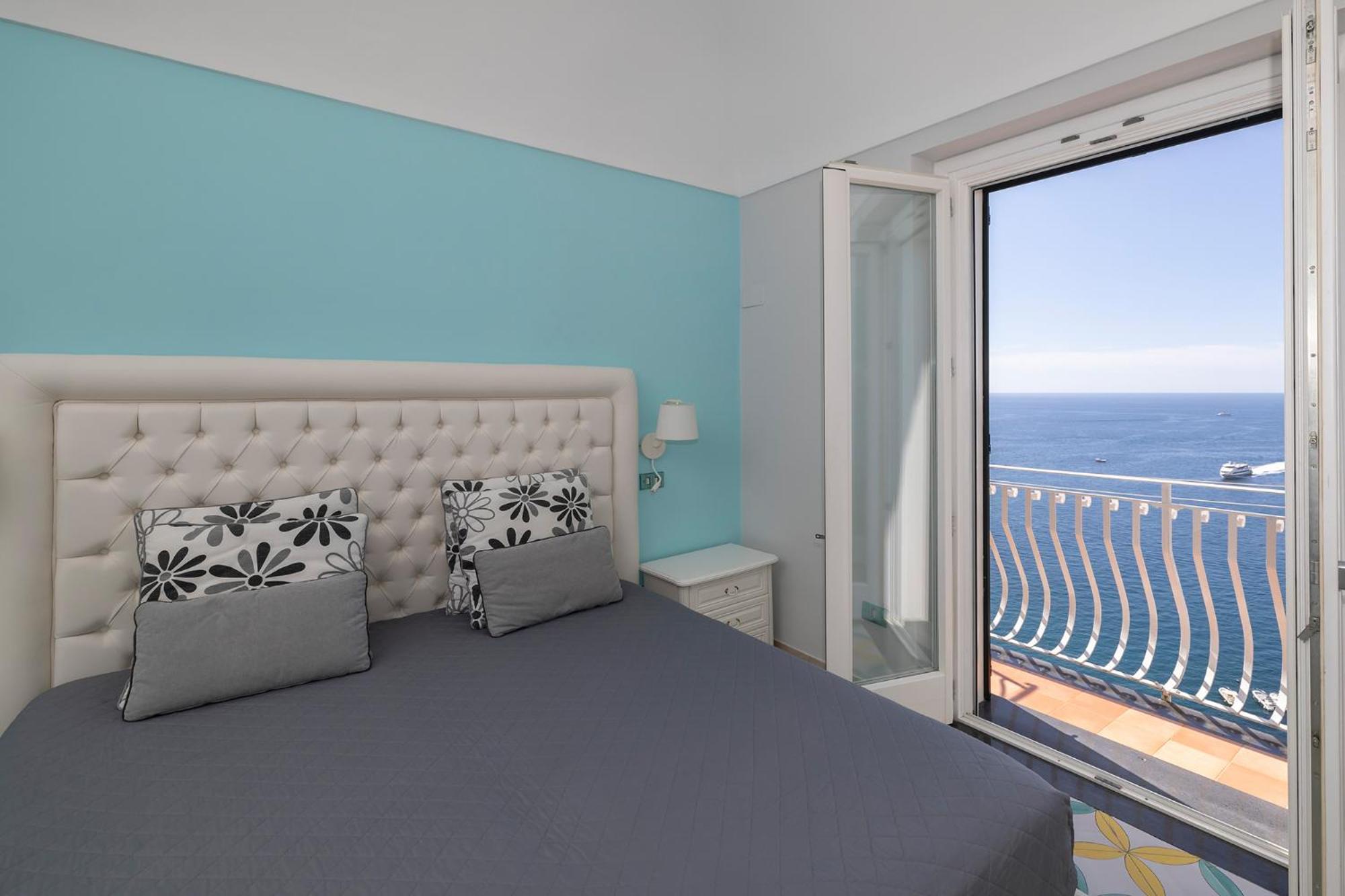 Apartments Amalfi Design Sea View Accessible By 250 Steps Buitenkant foto