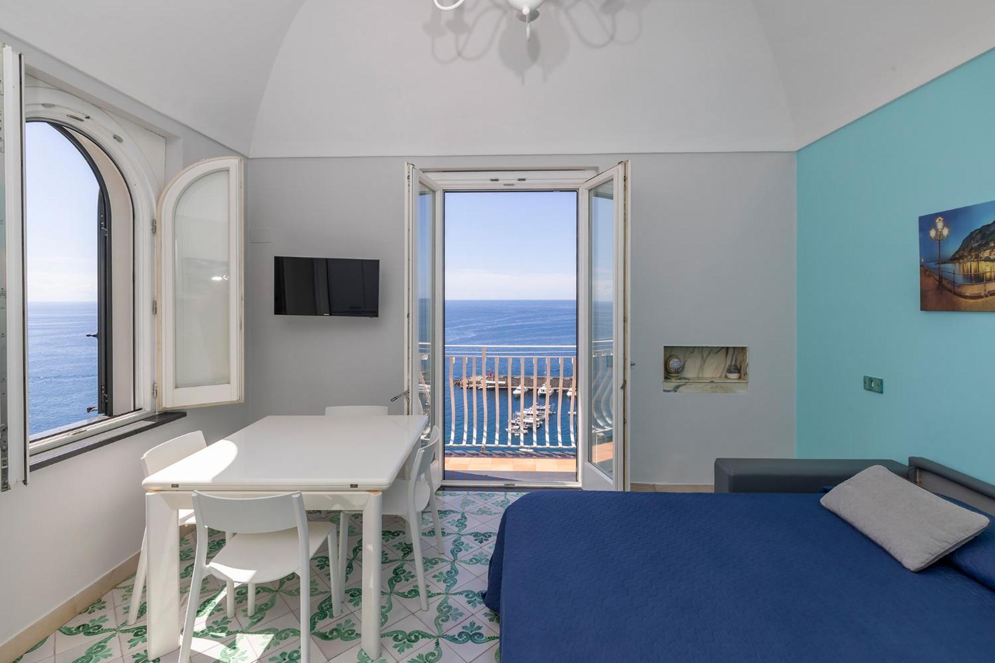 Apartments Amalfi Design Sea View Accessible By 250 Steps Buitenkant foto