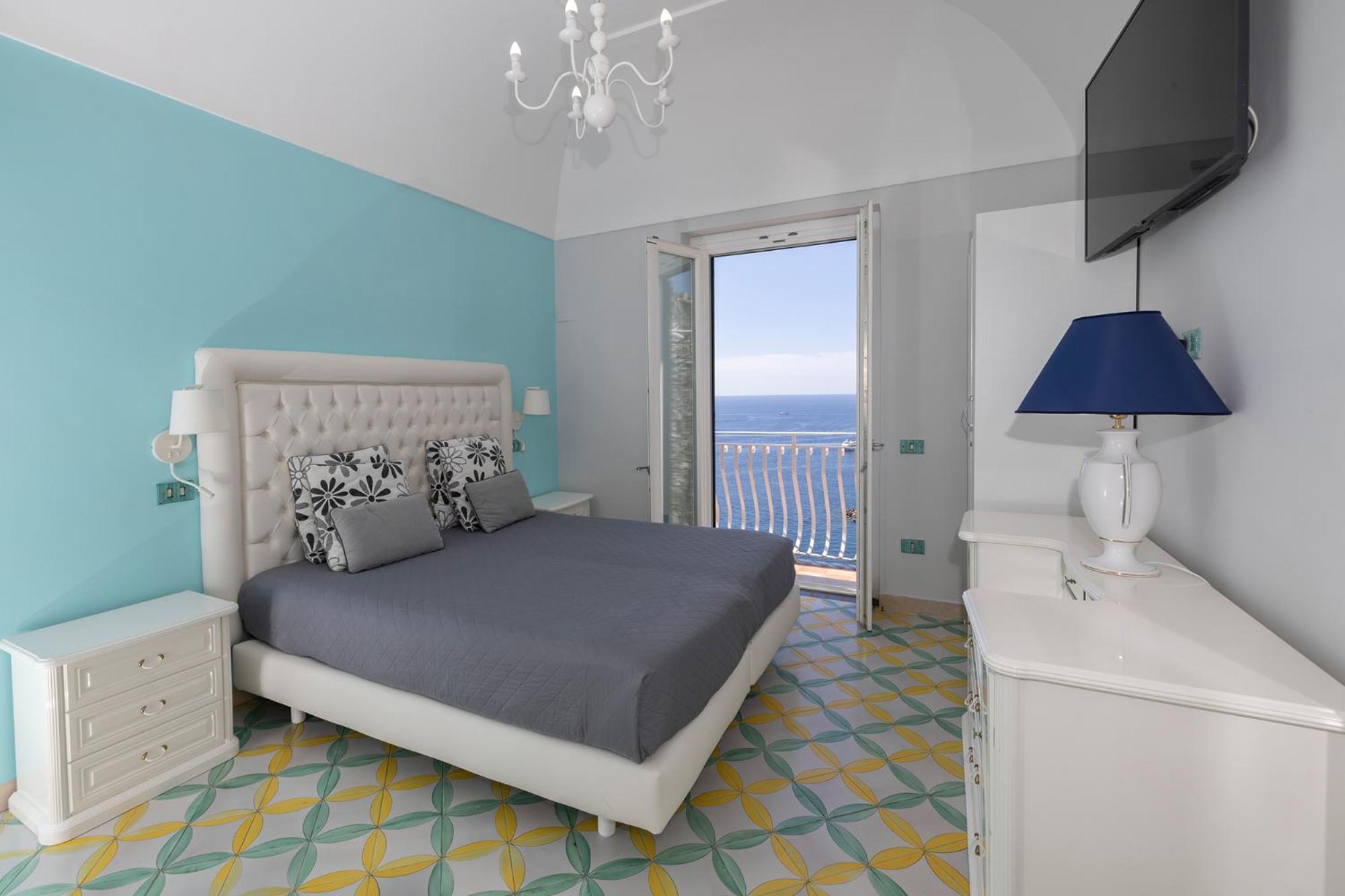 Apartments Amalfi Design Sea View Accessible By 250 Steps Buitenkant foto