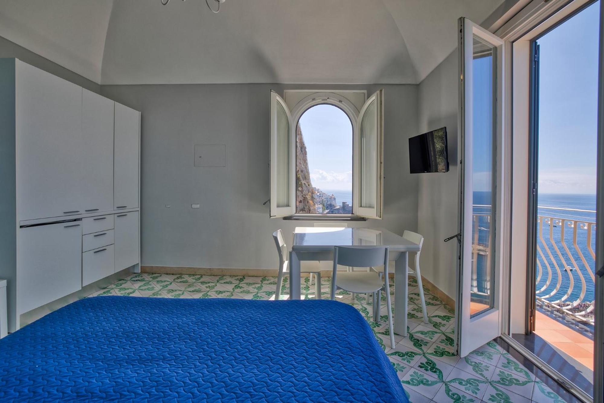 Apartments Amalfi Design Sea View Accessible By 250 Steps Buitenkant foto