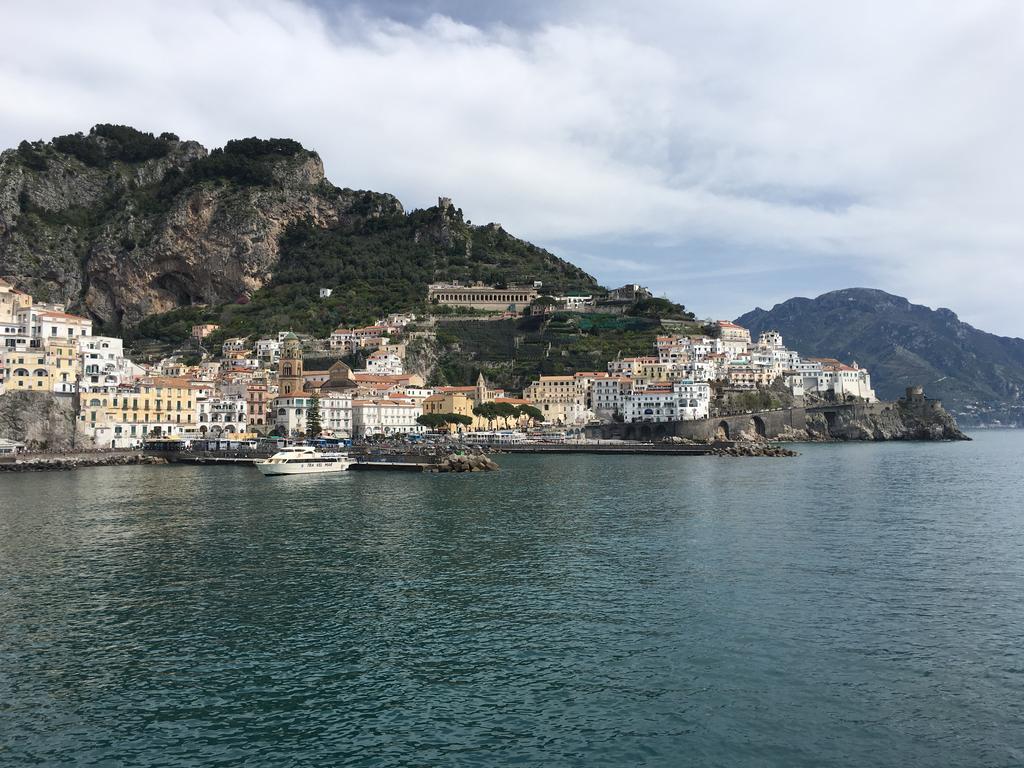 Apartments Amalfi Design Sea View Accessible By 250 Steps Buitenkant foto