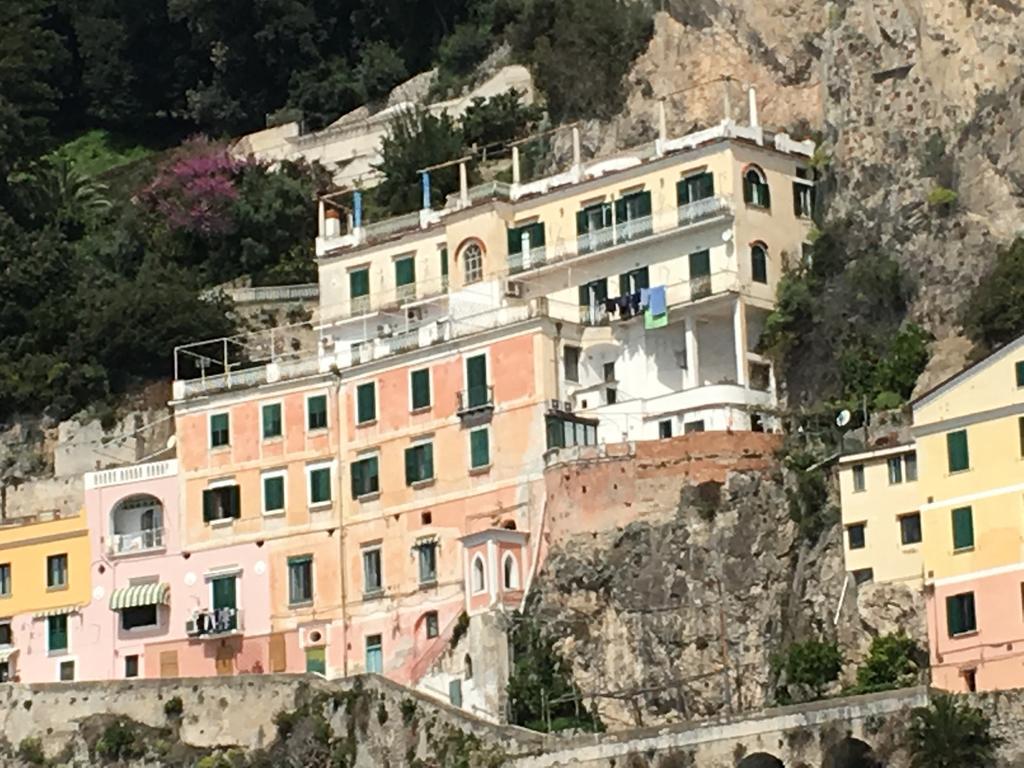 Apartments Amalfi Design Sea View Accessible By 250 Steps Buitenkant foto