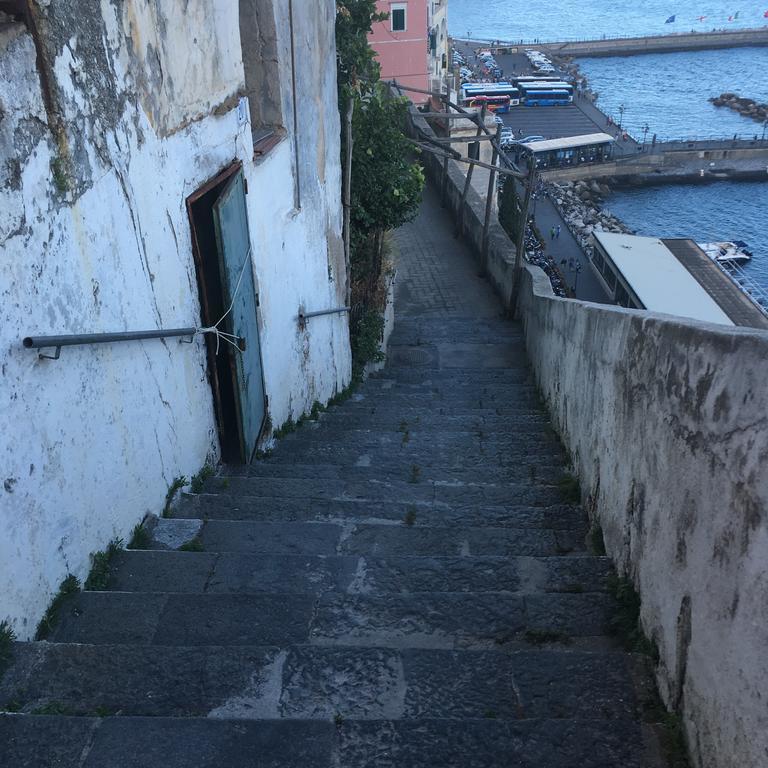 Apartments Amalfi Design Sea View Accessible By 250 Steps Buitenkant foto