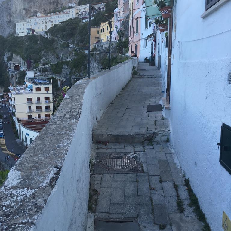 Apartments Amalfi Design Sea View Accessible By 250 Steps Buitenkant foto